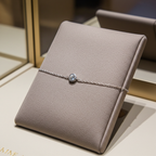 bracciale in oro bianco 18k e 1  diamante natural centrale 0,10ct