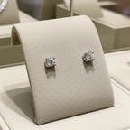 Orecchini punto luce certificato HRD con 2 diamanti naturali 1,07 ct