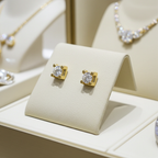 orecchini punto luce quadrato in oro giallo 18k e 2 diamanti naturali 0,90 ct