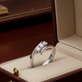 anello trilogy in oro bianco 18k con  3 diamanti naturali 0,99ct