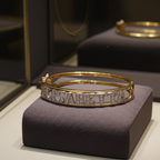 Bracciale personalizzato in oro bianco 18k e diamanti naturali