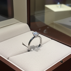 Anello solitario diamante naturale  0.50ct certificato IGI D IF