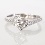 Anello di fidanzamento - 18 carati Oro bianco - 0.87ct. tw. Diamante (Naturale)